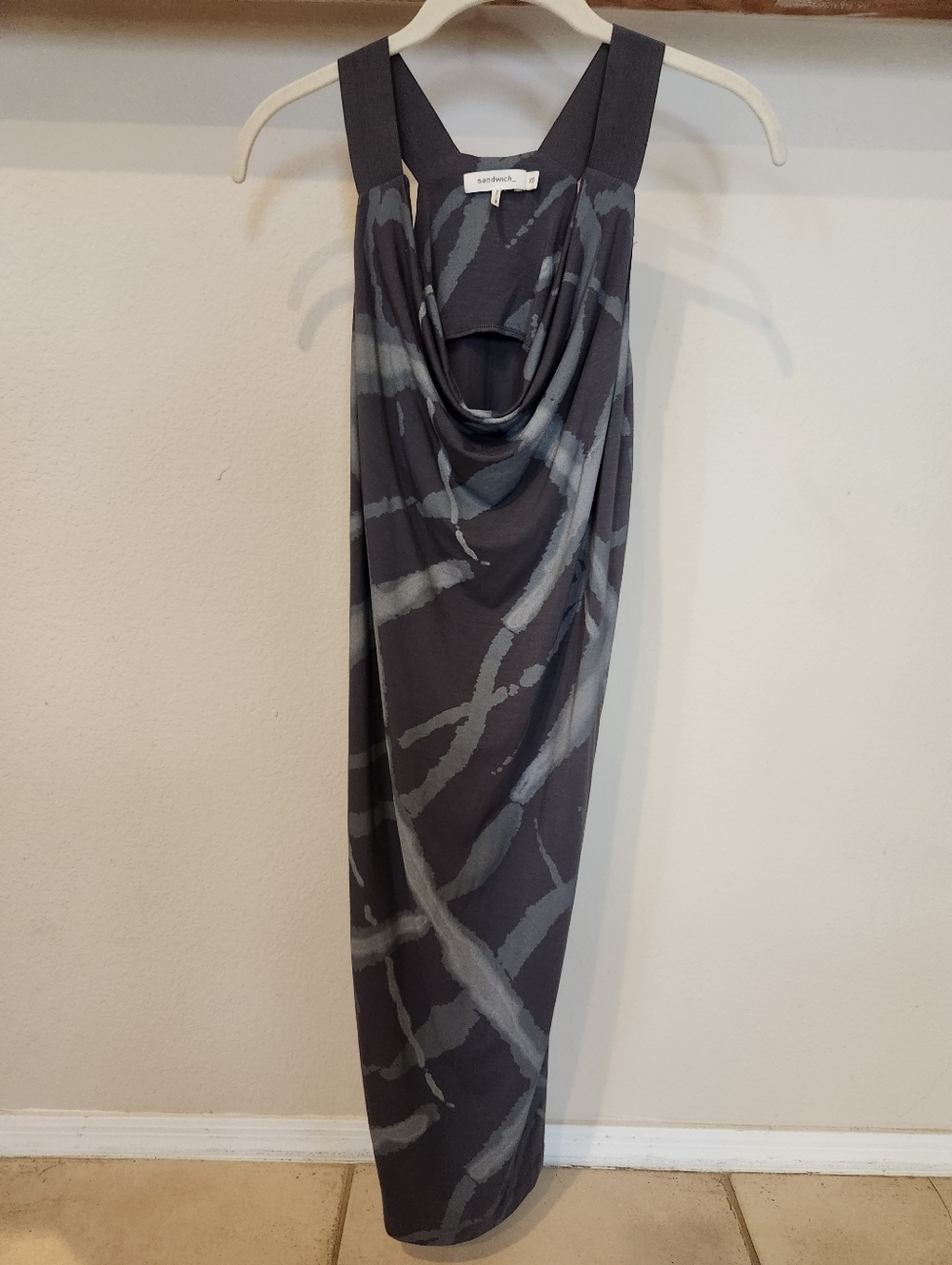 Dutch Sandwich Brand Sleeveless Grey Patterned Slinky Cowl Neck Dress